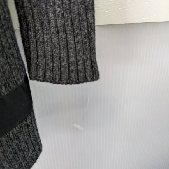 Athleta Thermolite Sentinel Sweater Merino Wool Blend Charcoal Gray Grey Medium - Picture 5 of 10